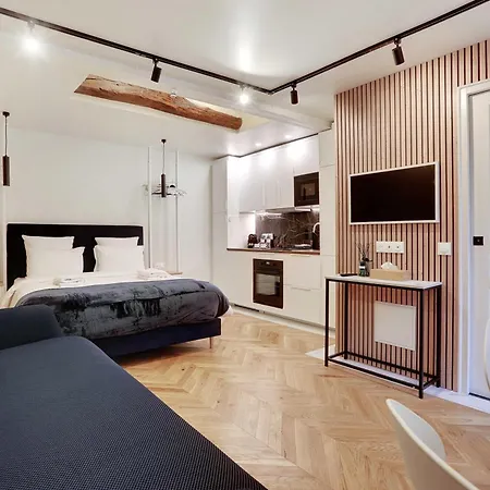 Moderne & Cosy Abbesses Apartment *