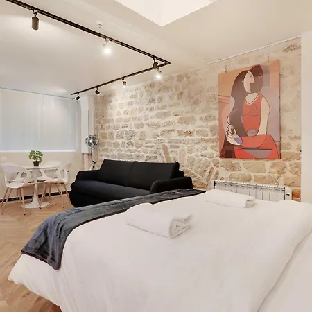Appartamento Moderne & Cosy Abbesses Parigi